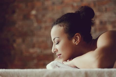 Massagem Sensual de Corpo Inteiro Massagem erótica São Romão